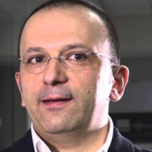 Paolo Pampanoni, 아시시의 건축가이자 디자이너 — Las Mobili 모듈형 파티션 Mood의 디자이너