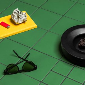 큐브와 바 형태의 Din 3D 피스