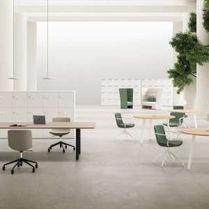 알루미늄 중앙 케이블 레일이 있는 E-Place 벤치 데스크