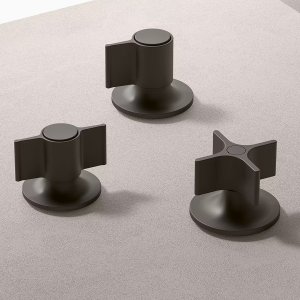 이탈리아 디자인 수전 Flora, 날개 둘과 Polished Nickel