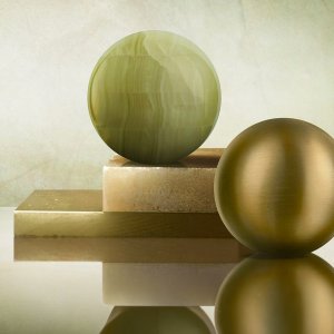 천연석 구가 적용된 Perle 수전