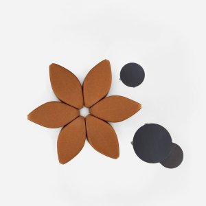 Waves 프레임 안에 숨긴 자석