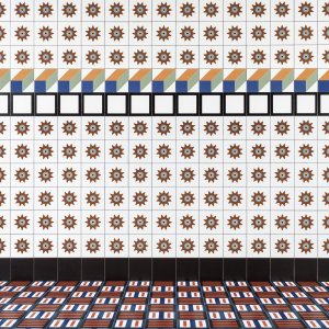 Du Pasquier가 그린 Spring Terracotta 패턴