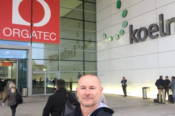 ORGATEC 2026: 제곱미터로 나눈 방, 미터로 정해지는 관계