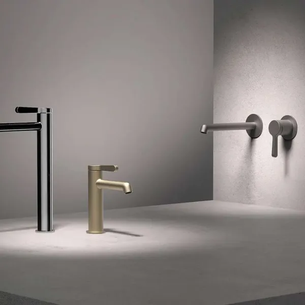 백선기 디자인의 Fantini AK/25 수전