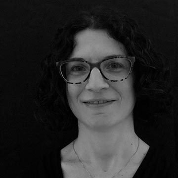 Laura Olivieri, La Mercanti 영업 및 고객 응대